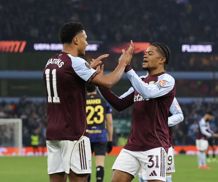 贝博体育-离谱！清晨成都蓉城备战欧联尤文图斯复出首秀备战英超，里程碑夜纽卡斯尔队长鼓劲(都灵对阵尤文图斯)